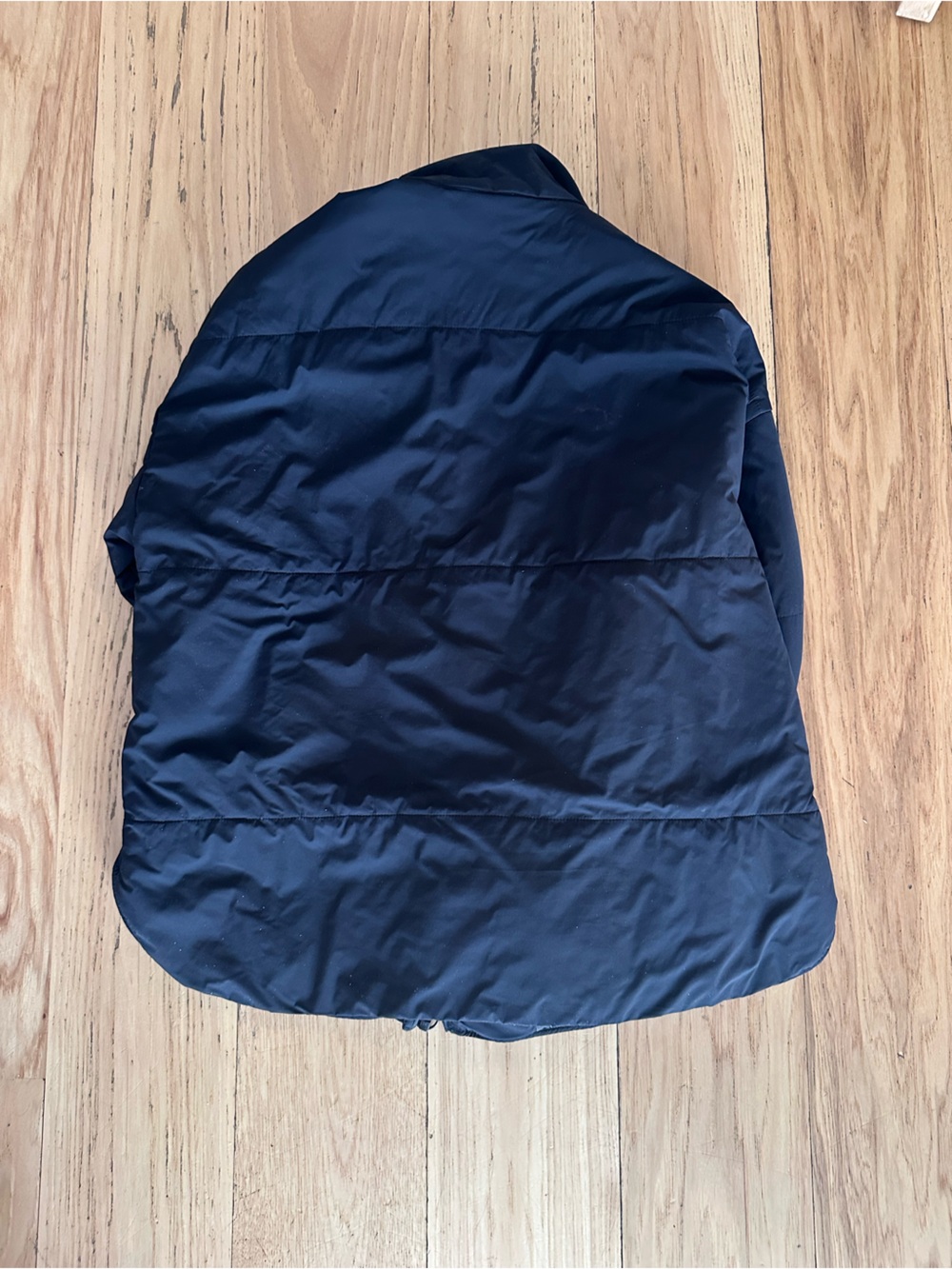 Vuori Canyon Insulated Jacket, size small - Picture 4 of 7